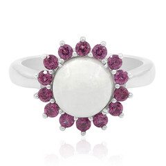 Zilveren ring met een Witte Jadeiet