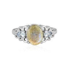 Zilveren ring met een labradoriet