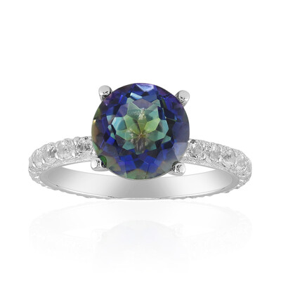 Zilveren ring met een blauwe mystieke kwarts