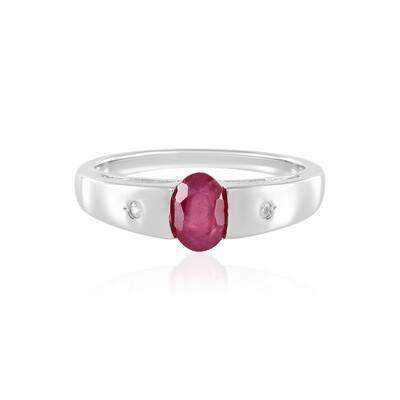Zilveren ring met een Madagaskar Robijn