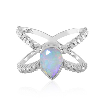 Zilveren ring met een Welo-opaal (de Melo)