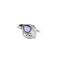 Zilveren ring met een amethist