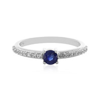 Zilveren ring met een blauwe saffier
