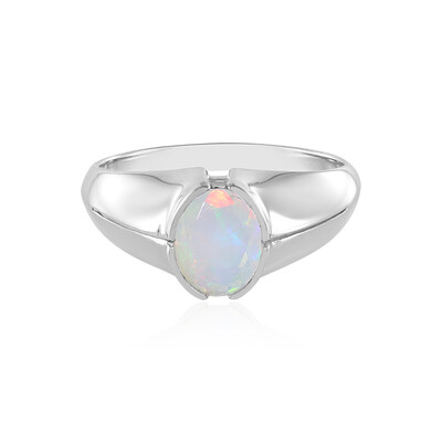 Zilveren ring met een Welo-opaal
