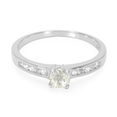 Zilveren ring met een zilveren zonnesteen