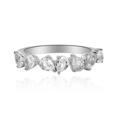 Zilveren ring met witte topaasstenen