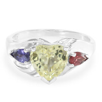 Zilveren ring met een edelsteen