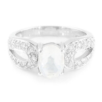 Zilveren ring met een eismaan kwarts