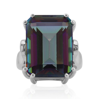 Zilveren ring met een mystieke kwarts