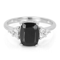 Zilveren ring met een zwarte spinel