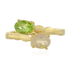 Zilveren ring met een peridoot