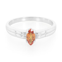 Zilveren ring met een oranje saffier