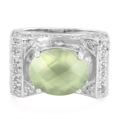 Zilveren ring met een prehniet