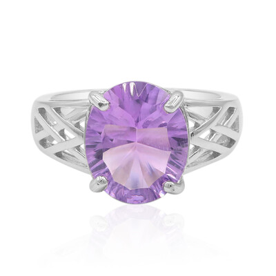 Zilveren ring met een amethist