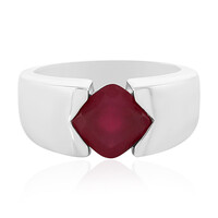 Zilveren ring met een Madagaskar Robijn