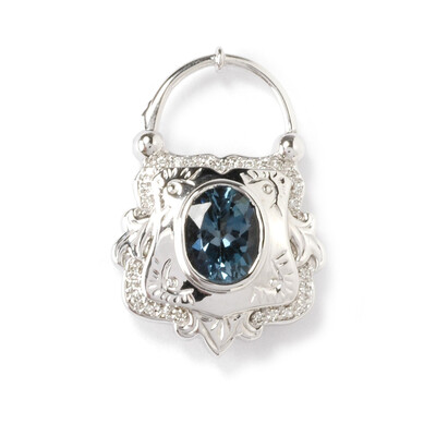 Gouden hanger met een Londen-blauwe topaas (Dallas Prince Designs)