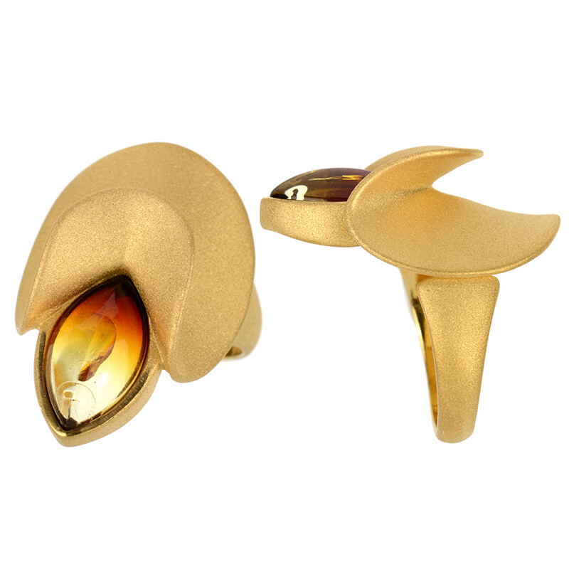 Zilveren ring barnsteen maat 18 1/2 | rond opengewerkte rand 6 mm