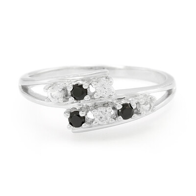 Zilveren ring met zwarte spinelstenen