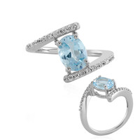 Zilveren ring met een hemel-blauwe topaas