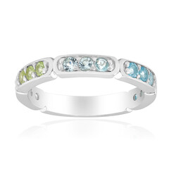 Zilveren ring met witte topaasstenen