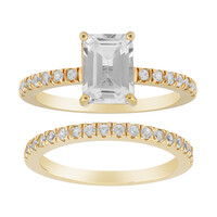 Zilveren ring met een witte topaas