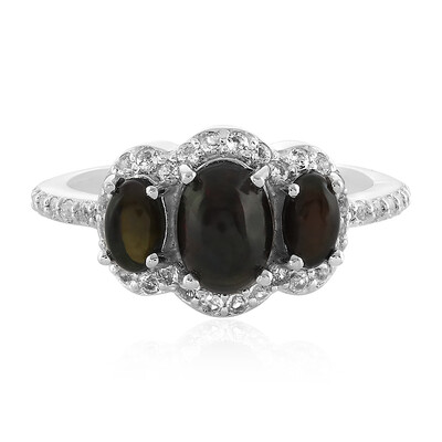 Zilveren ring met een Mezezo opaal