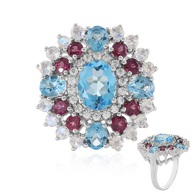 Zilveren ring met een Zwitsers-blauwe topaas