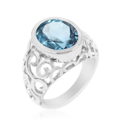 Zilveren ring met een hemel-blauwe topaas