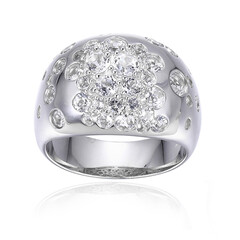 Zilveren ring met een witte topaas