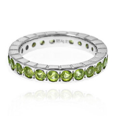 Zilveren ring met peridoots