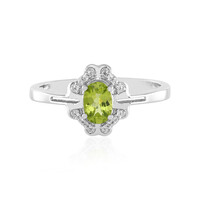 Zilveren ring met een peridoot