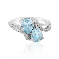 Zilveren ring met hemel-blauwe topaasstenen
