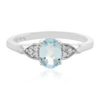 Zilveren ring met een hemel-blauwe topaas