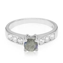 Zilveren ring met een spectroliet