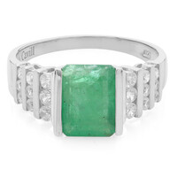Zilveren ring met een Bahia-smaragd