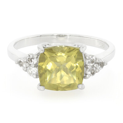 Zilveren ring met een olijven kwarts