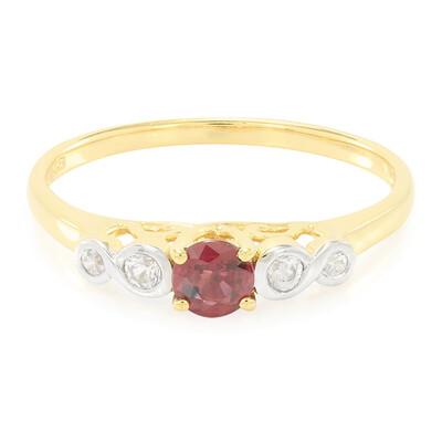 Zilveren ring met een Malawi robijn