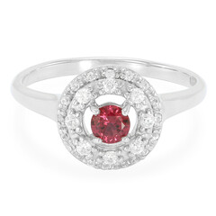 Zilveren ring met een Malawi robijn