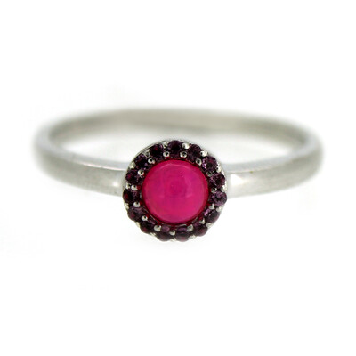 Zilveren ring met een Roze Ethopische Opaal
