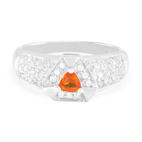 Zilveren ring met een Buriti vuur opaal