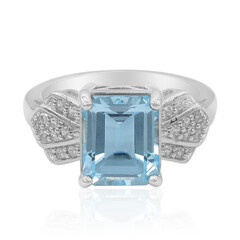 Zilveren ring met een hemel-blauwe topaas