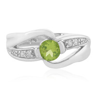 Zilveren ring met een peridoot