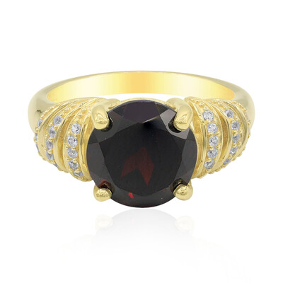 Zilveren ring met een granaat