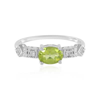 Zilveren ring met een peridoot