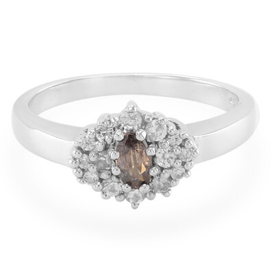 Zilveren ring met een Madagaskar kleurwissel granaat