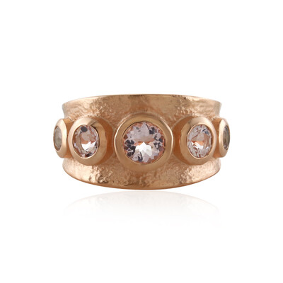 Zilveren ring met een Madagascar morganiet