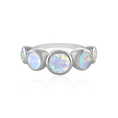 Zilveren ring met een Welo-opaal