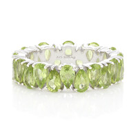 Zilveren ring met peridoots