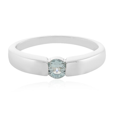 Zilveren ring met een hemel-blauwe topaas