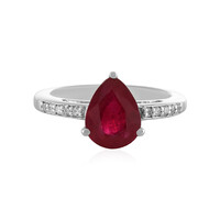 Zilveren ring met een Madagaskar Robijn